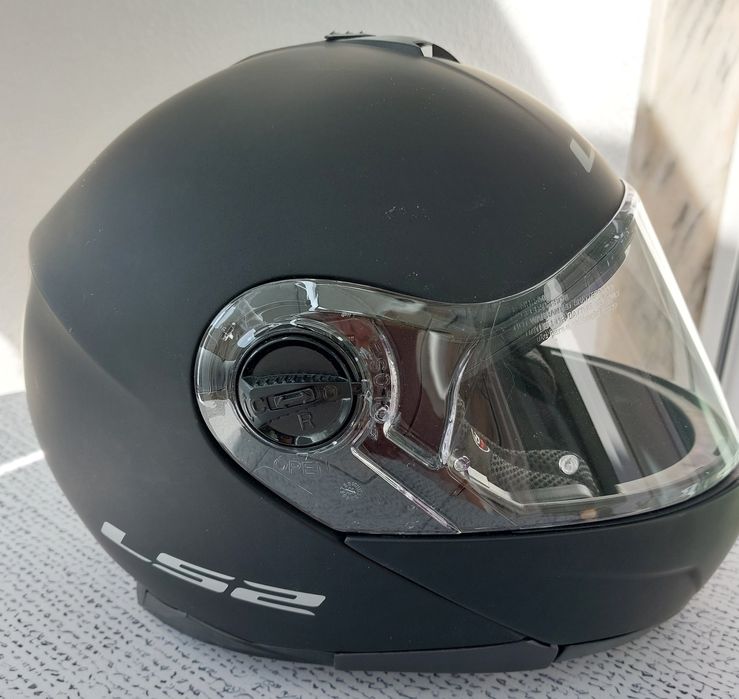 Capacete moto LS2 Strobe