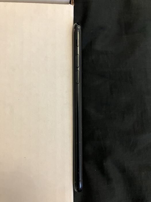 Apple iphone SE 3rd gen 2022 64 gb neverlock акумулятор 85%