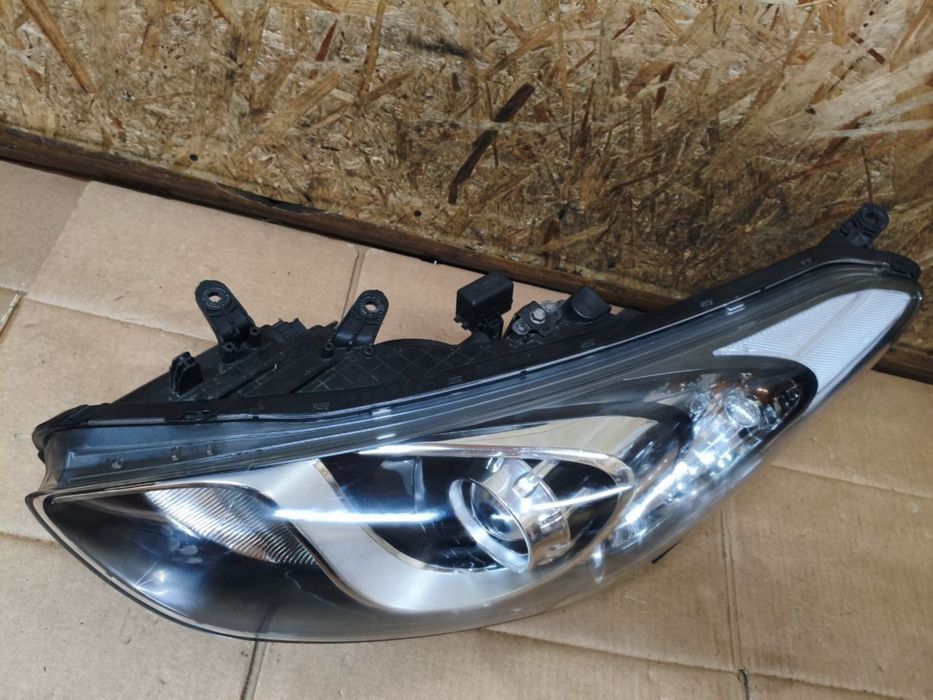 Передня ліва фара Hyundai i30 ІІ GD Хюндай І30 2 2011-2015