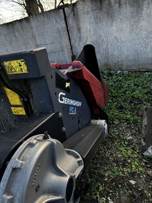 Claas Tucano 320 комбайн