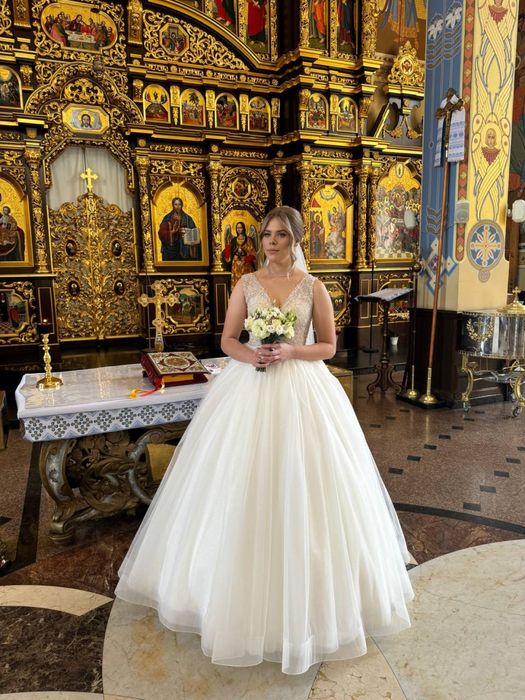 Весільне плаття, яке захопило усіх гостей