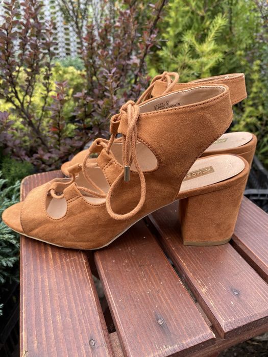 Босоніжки Atmosphere