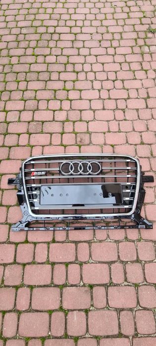 У НАЯВНОСТІ !!! Audi Q5 решотка ришітка гриль  8R  2012-2017 р нова