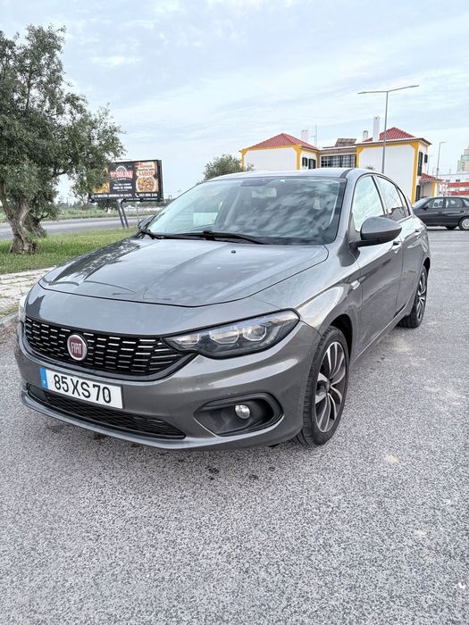 Fiat Tipo 1.3 M-Jet Lounge