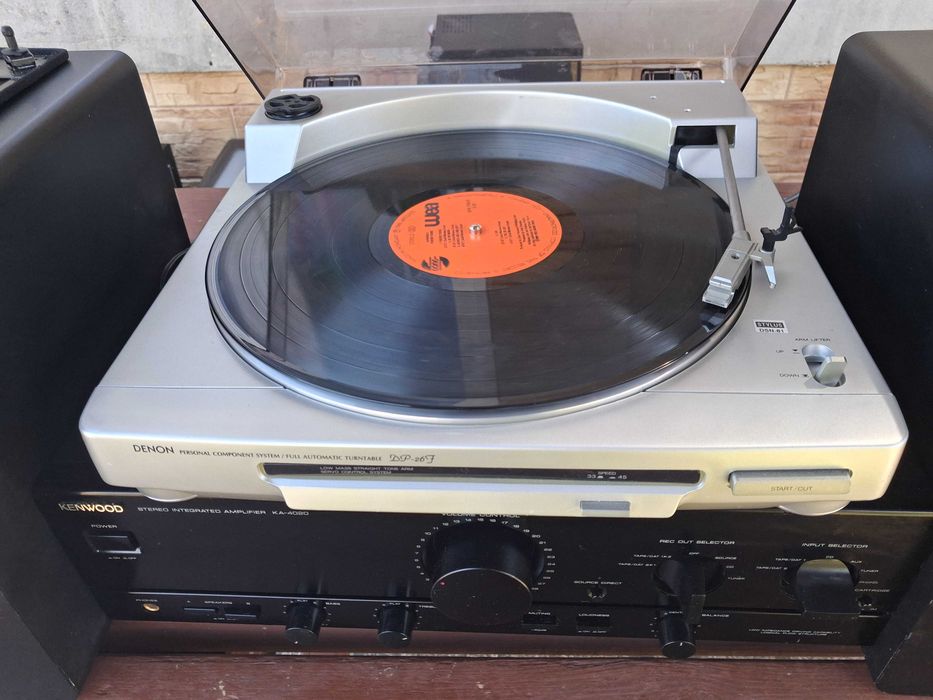 Gramofon Denon DP-26F