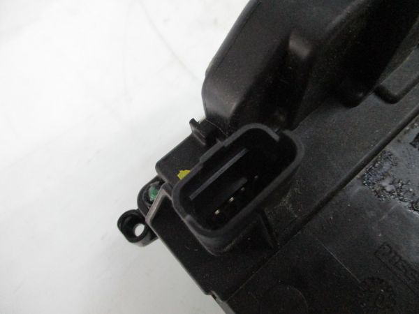 Fechadura / fecho porta trás esquerdo RENAULT Clio III (BR0/1, CR0/1)