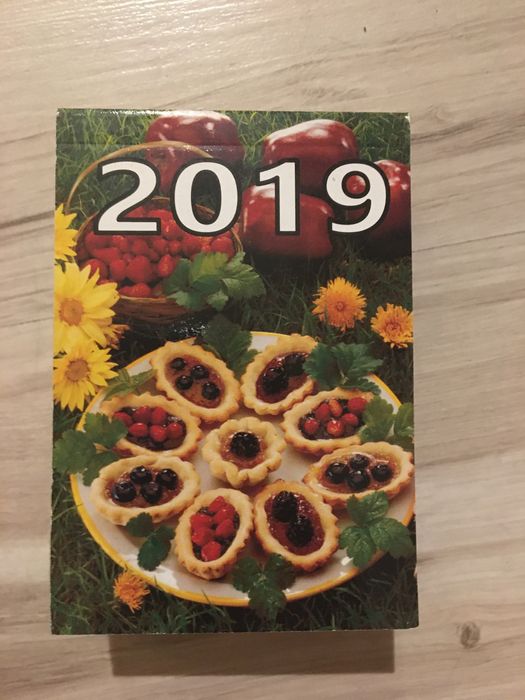 Kalendarz kartkowy nowy 2019