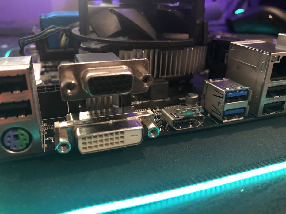 Pack Intel i5 3.3Ghz + Gigabyte + 16GB Ram Hyper X Fury + HDMI Seixal