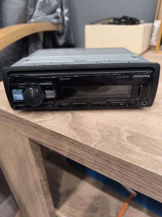 Radio ALPINE UTE 201bt