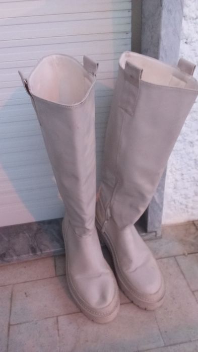 PAR BOTAS 39 Senhora. Como Novas 3 Fotos