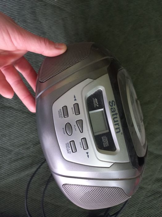 СD  програвач з радіо