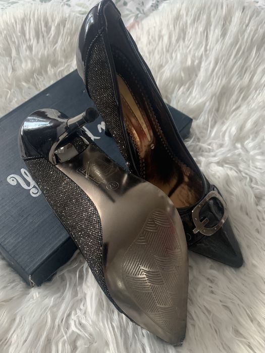 Czarne buty na obcasie 37 brokatowe