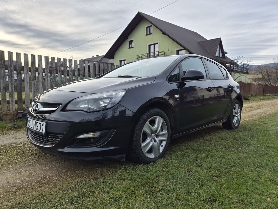 Opel Astra J 1.6cdti 136KM 2014 bogate wyposażenie