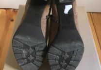 Botins taupe marca Flashoes (tam 37)