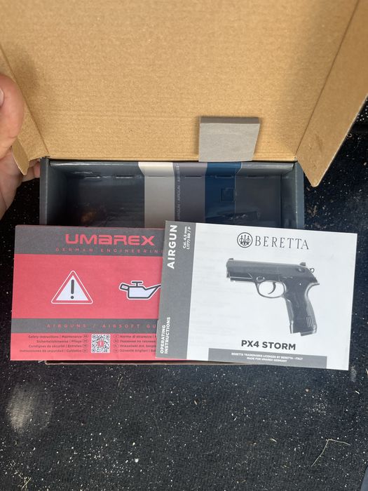 Pistola de Pressão Beretta PX4 Storm CO₂ 4,5mm + Kit Completo