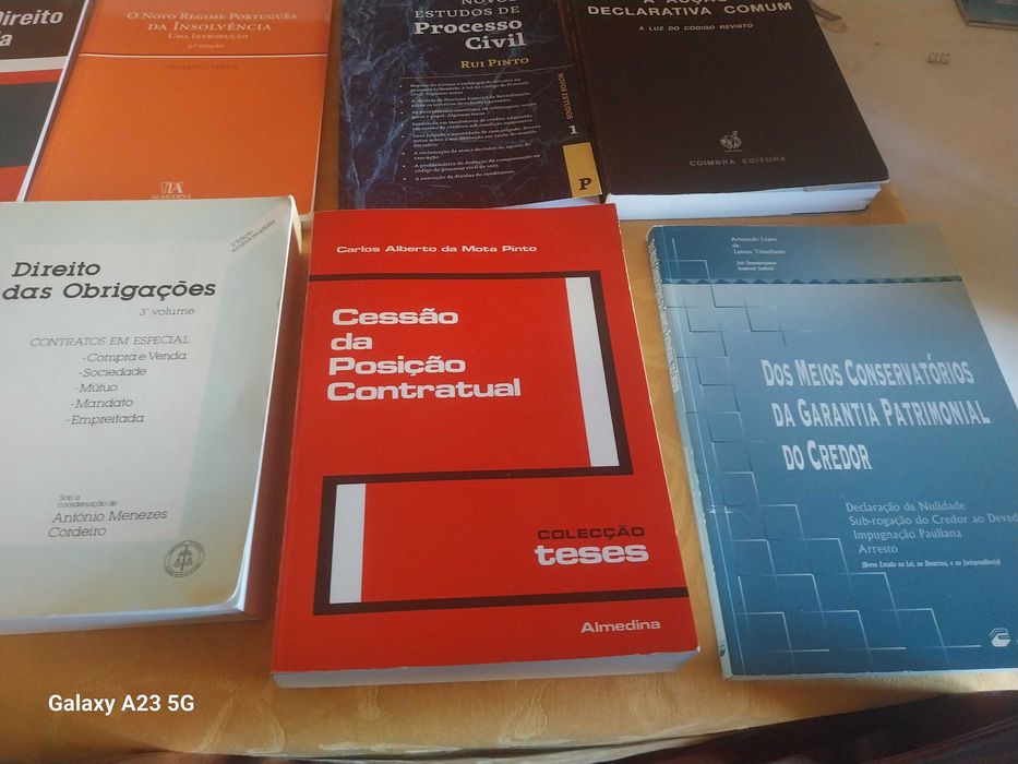 Livros jurídicos, como NOVOS, a MUITO BOM PREÇO. Desde