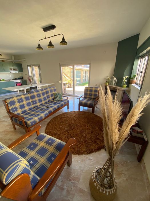 Conjunto de 3 Sofás + mesa