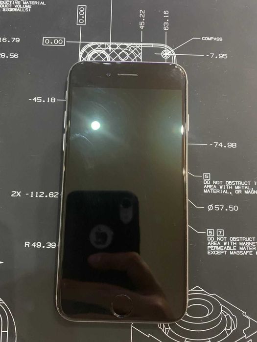 iPhone 6 16GB Cinzento Sideral sem Touch ID