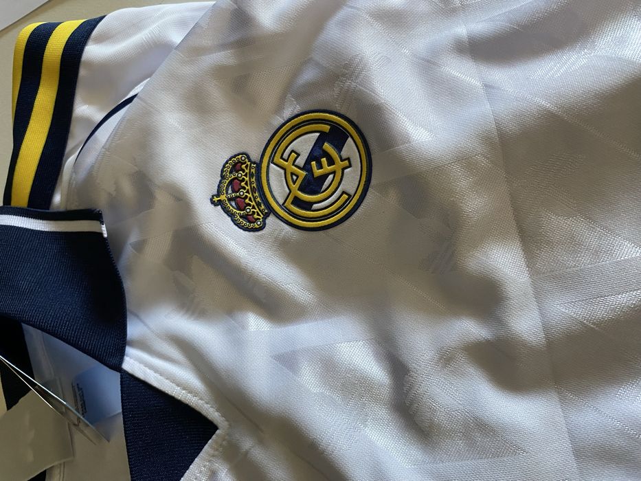 Camisola Real Madrid adidas OG Branca Nova com Etiqueta | Tamanho M