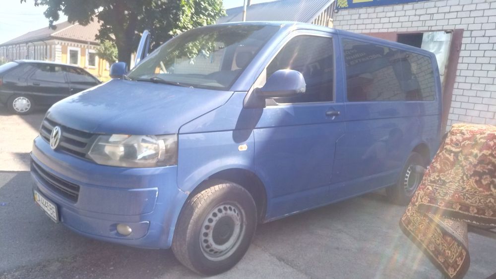 Пасажирські перевезення по Україні та за кордон.