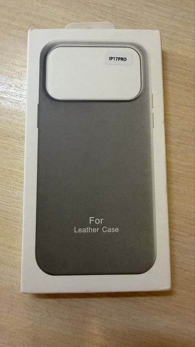 Apple Leather Case iPhone 17 Pro MagSafe світло-сірий новий