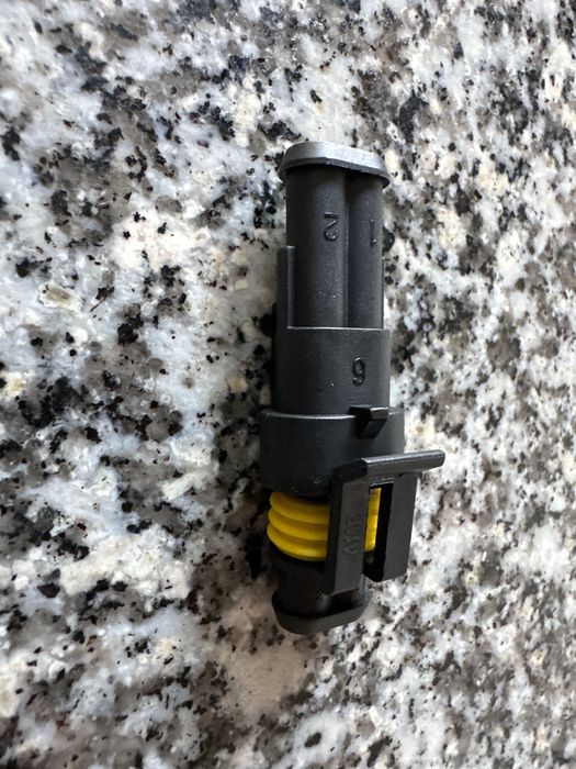 Fichas elétricas estanques