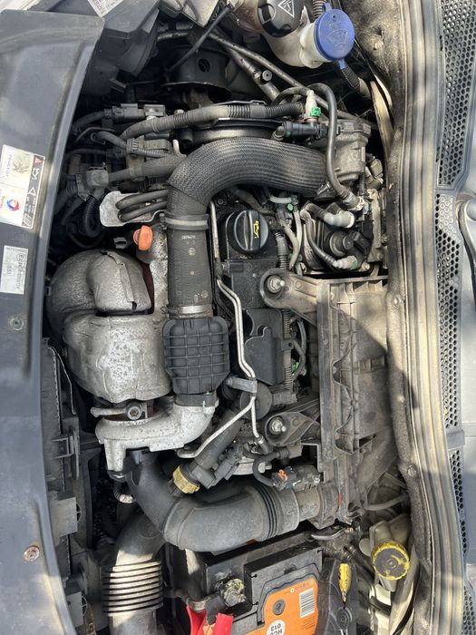 Peugeot 208 silnik 8HR 1.4 HDI 2012r,Anglik z kluczykami..