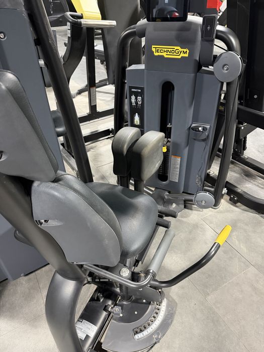 Maquinas de perna da Technogym leg extension/ Press/ Adutor / Abdutor