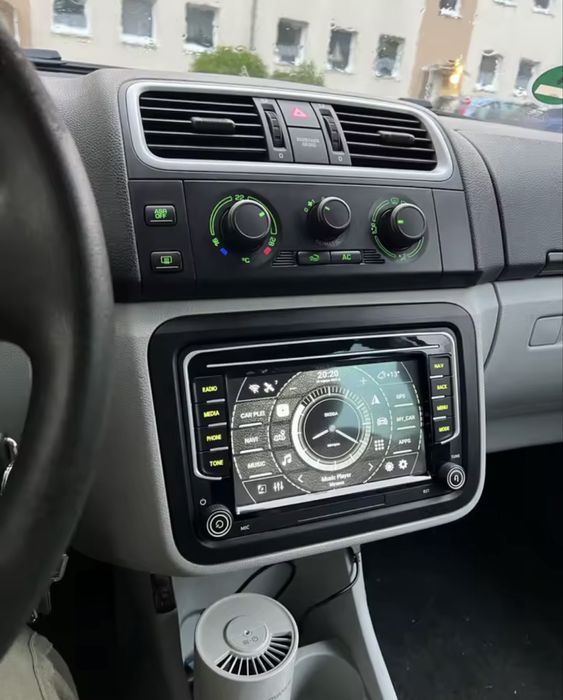 Автомагнитола штатна 4/64 ГБ Фольсваген Шкода Сеат для Volkswagen