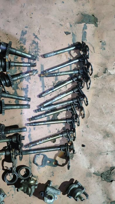 Продам вал кпп,вал кик стартера 125-250 кубов и дожигатель смеси