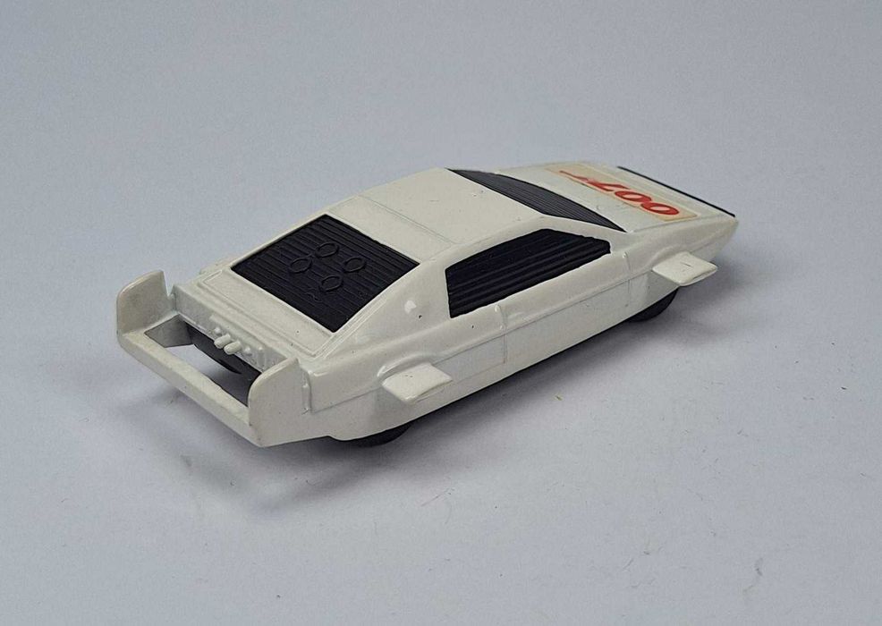 CORGI JUNIORS - LOTUS ESPRIT "James Bond 007", Made in Gt. Britain