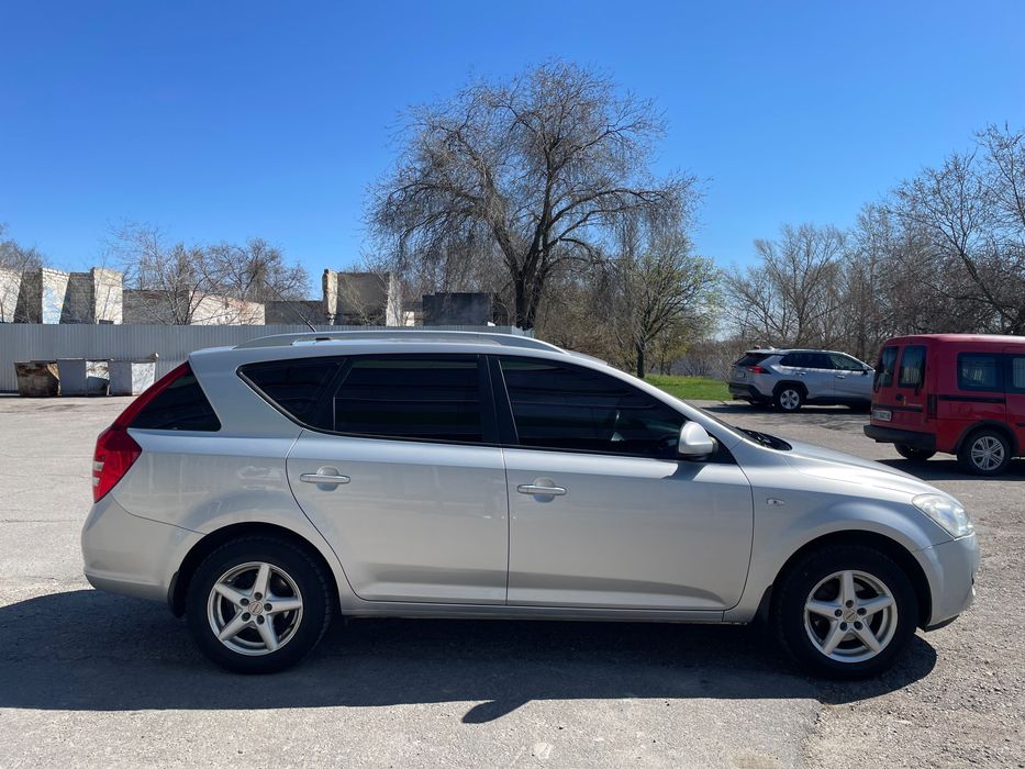 Продам Kia Ceed 2009 року