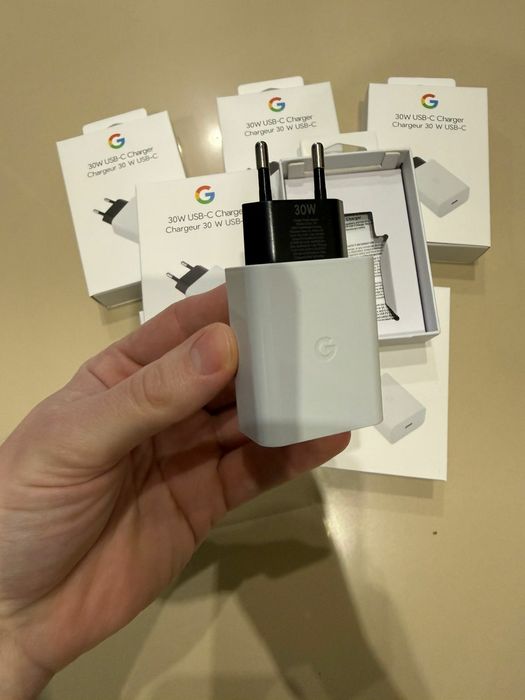 Быстрая зарядка 30 Вт Google Pixel 7 pro  блочок