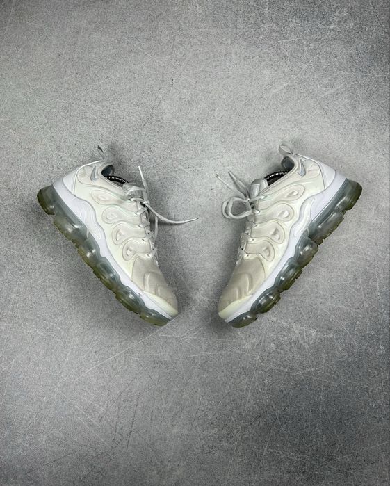 Nike Air Vapormax Plus (26 cm) кросівки оригінал білі 924453-100
