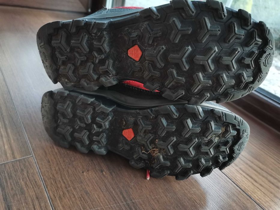 Buty trekingowe chłopięce Decathlon rozmiar 32,stan idealny