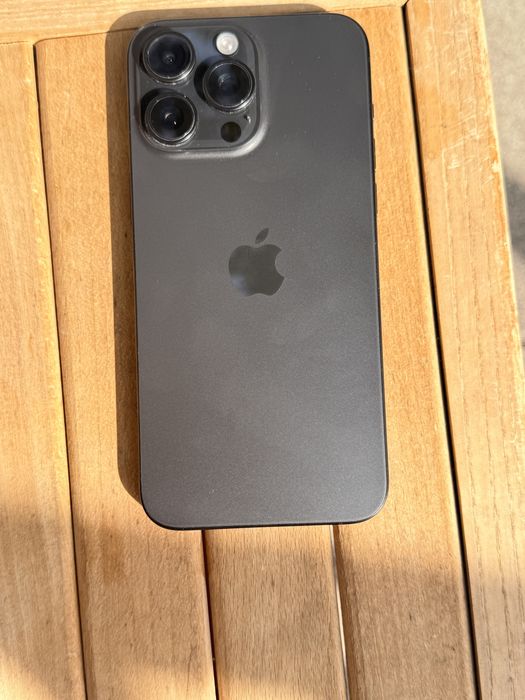 iPhone 15 Pro Max