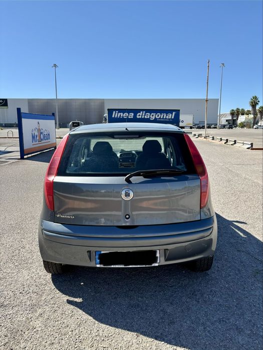Fiat Punto 1.1 Gasolina 2003 — photo 2