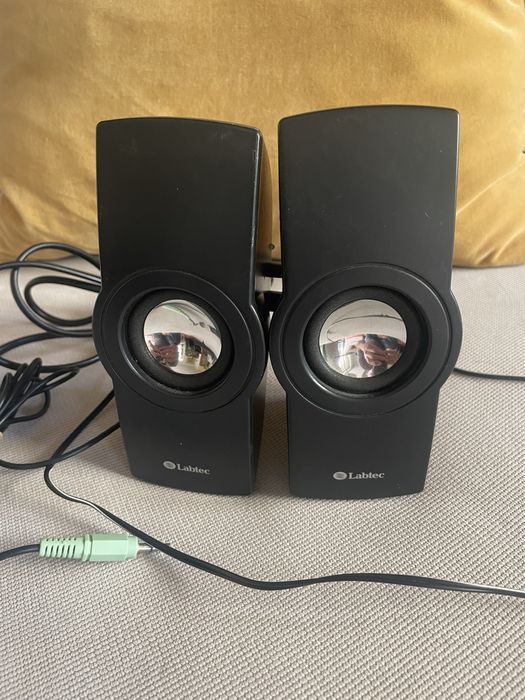 Colunas Labtec para computador