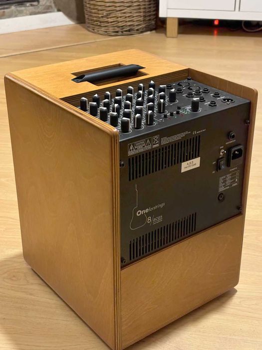 Amplificador ACUS One ForStrings 8 Natural Wood