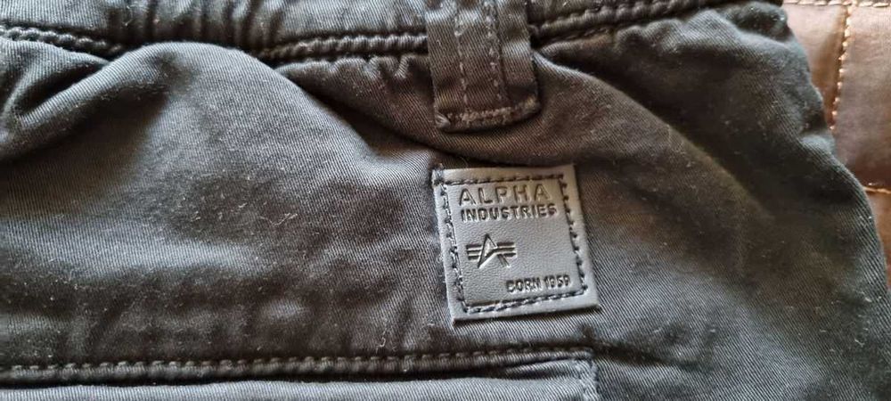 Alpha Industries Airman Short 32 spodenki czarne nowe 116211/03 black