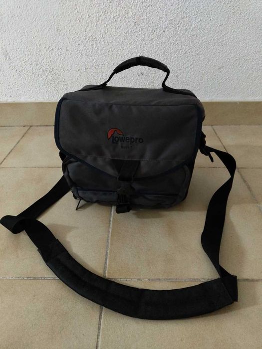Mala fotografia Lowepro Nova 3 (antiga)