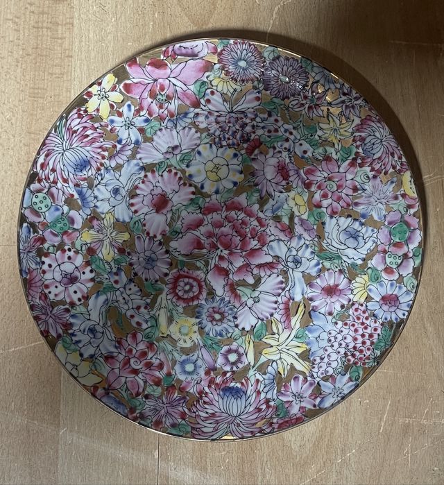 Prato vintage fabricado em Macau