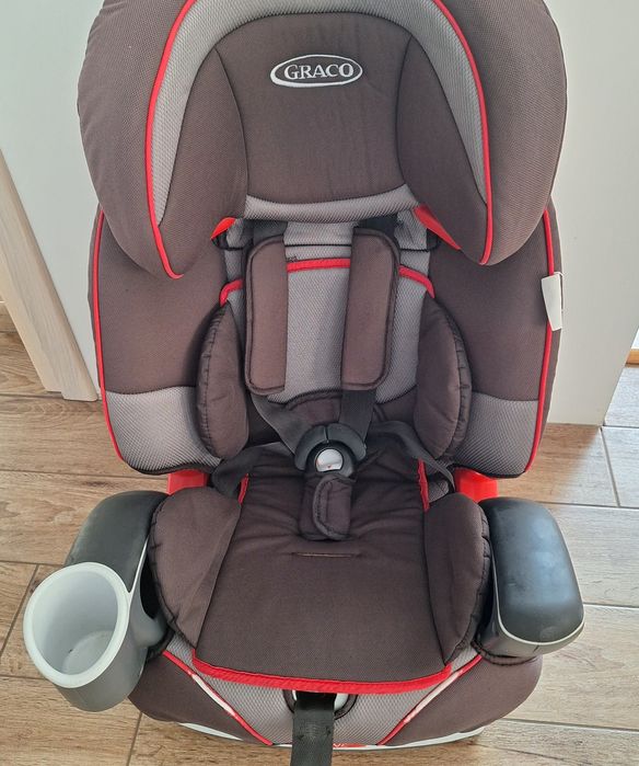 Fotelik samochodowy  Graco Nautilus 9-36 kg