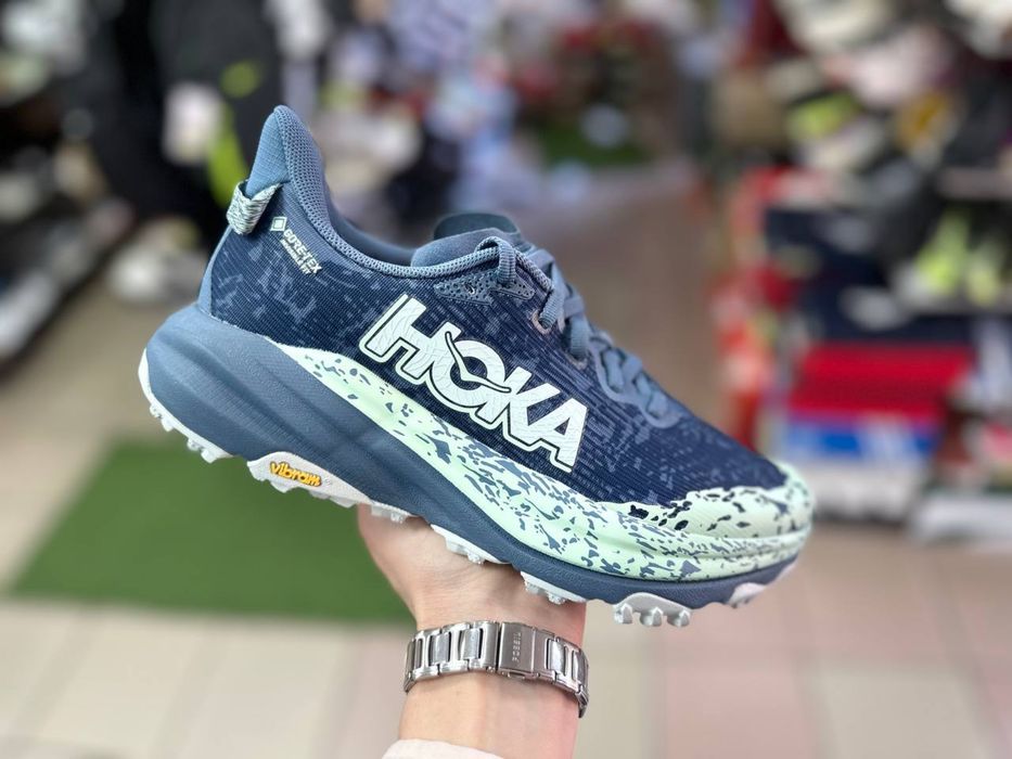 Трекінгові кросівки Hoka Speedgoat 6 Gore - Tex ( РОЗМІР 37 1/3 - 39 1/3 - 40 - 41 1/3 - 42 - 42 2/3 )