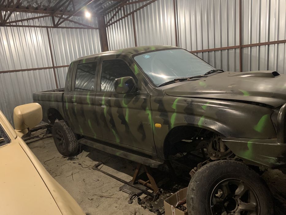 Разборка запчасти Mitsubishi L200 2001 2008г ступица рычаг стекло мост