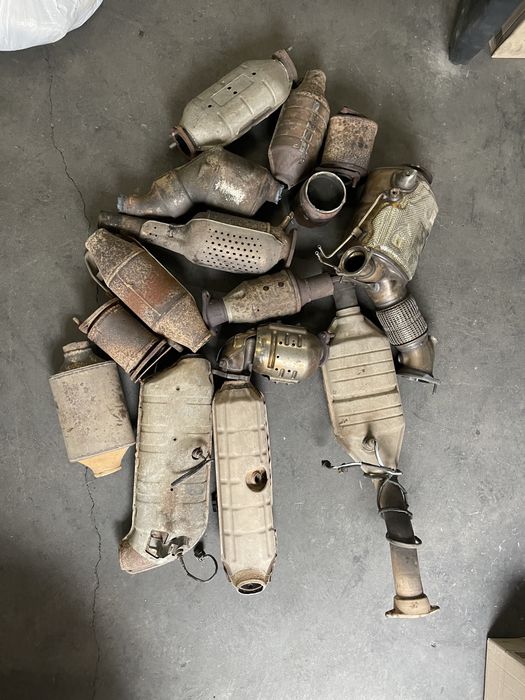 Скупка каталізаторів продати каталізатор прийом викуп здати сажовий