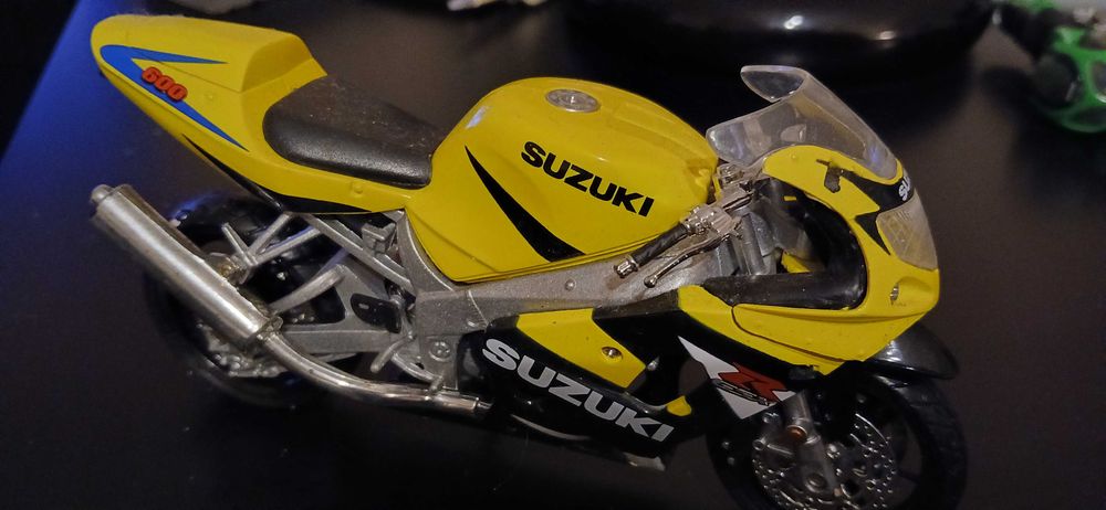 Motos miniatura colecção  (Moto GP)