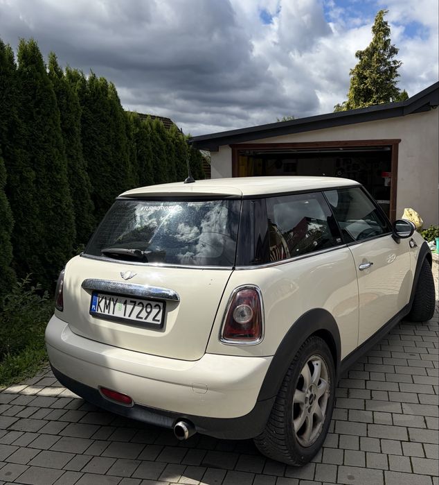 Samochód Mini One