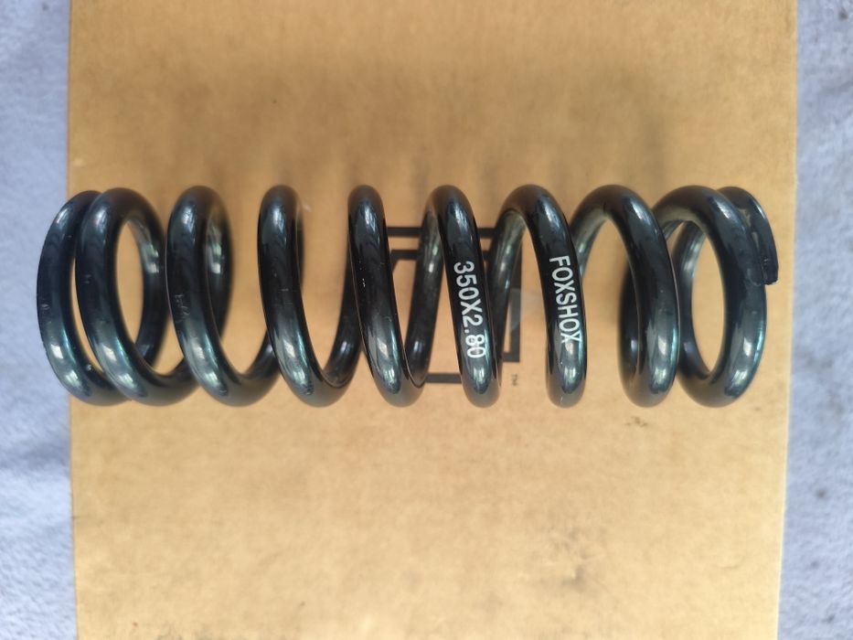 Пружина на амортизатор FOXSHOX