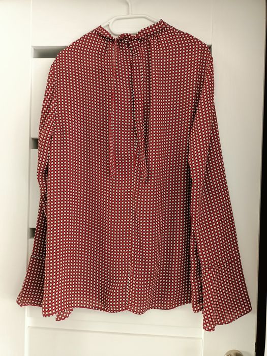 Zwiewna bluzka falbanki Dorothy Perkins 44